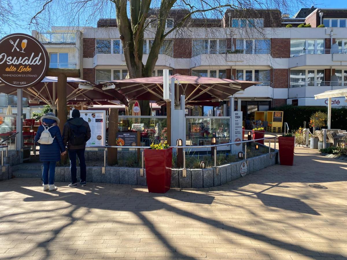 Modernes An Timmendorfer Promenade, 1. Reihe Apartment